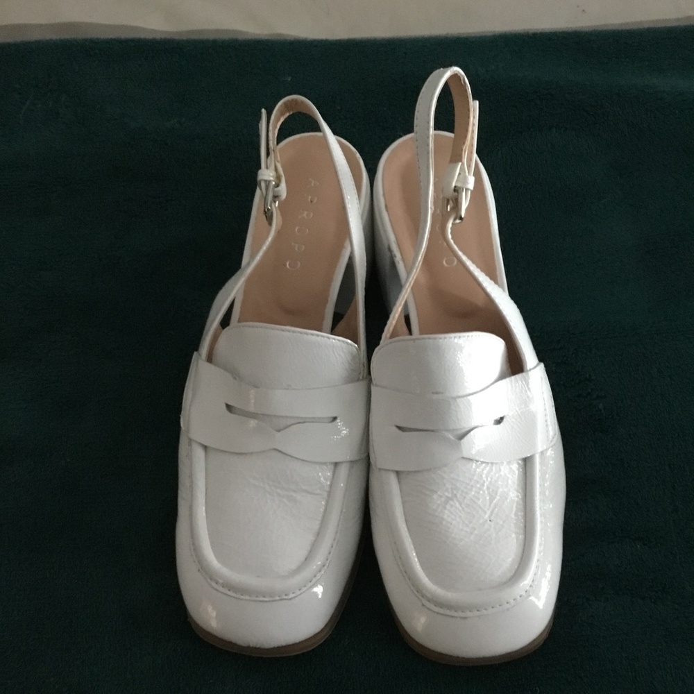 Vintage style Sandals
